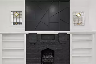 7832 S Paxton Ave, Chicago, IL 60649 - Photo 8