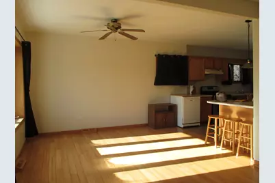 3902 W Claire Boulevard, Midlothian, IL 60445 - Photo 2