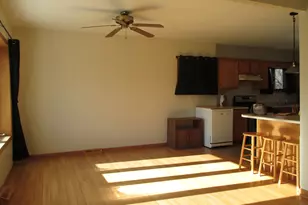 3902 W Claire Blvd, Midlothian, IL 60445 - Photo 2