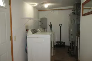 3902 W Claire Blvd, Midlothian, IL 60445 - Photo 8