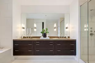 118 E Erie St, Chicago, IL 60611 - Photo 24