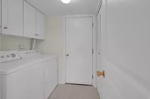 148 Locksley Dr, Streamwood, IL 60107 - Photo 16