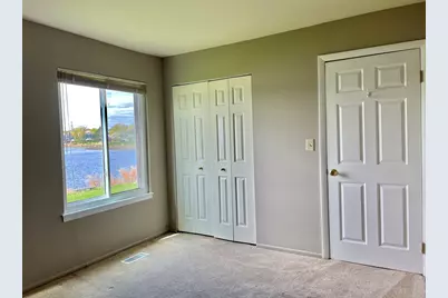 370 Springlake Lane #B, Aurora, IL 60504 - Photo 12