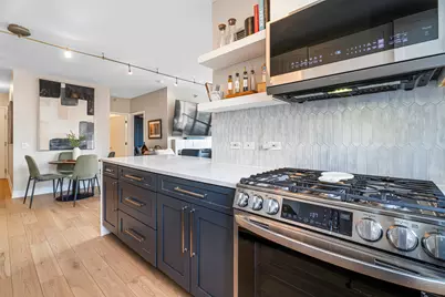 [Address not provided], Chicago, IL 60654 - Photo 6