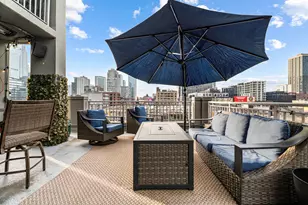 [Address not provided], Chicago, IL 60654 - Photo 28