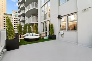 [Address not provided], Chicago, IL 60654 - Photo 32