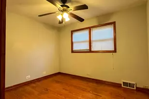 8626 S Damen Ave, Chicago, IL 60620 - Photo 12