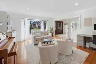 289 Winding Creek Dr, Naperville, IL 60565 - Photo 6