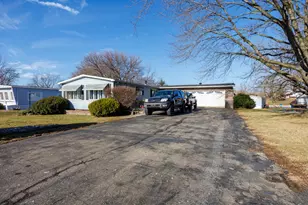 48 Avenue A, Bloomington, IL 61704 - Photo 50