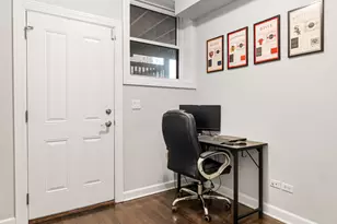 3904 N Wolcott Ave, Chicago, IL 60613 - Photo 10