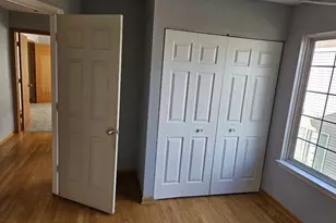 10 Ronan Ct, Lake in the Hills, IL 60156 - Photo 8