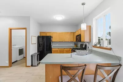 2190 Braeburn Drive #B, Wauconda, IL 60084 - Photo 10