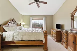 2190 Braeburn Dr, Wauconda, IL 60084 - Photo 14