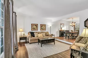 269 Braxton Way, Grayslake, IL 60030 - Photo 4