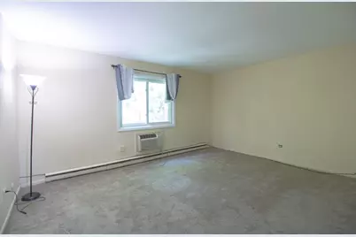 1545 W Chase Avenue #305, Chicago, IL 60626 - Photo 8