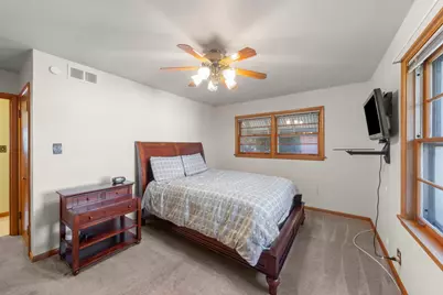 283 W 10th Street, Chicago Heights, IL 60411 - Photo 14