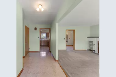 283 W 10th Street, Chicago Heights, IL 60411 - Photo 2