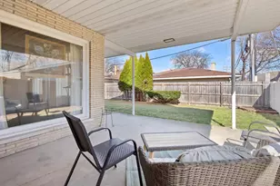 [Address not provided], Westchester, IL 60154 - Photo 24