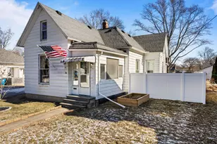 457 S Independence St, Monticello, IL 61856 - Photo 2