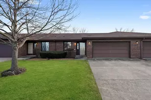 920 Winter Park Dr, New Lenox, IL 60451 - Photo 1