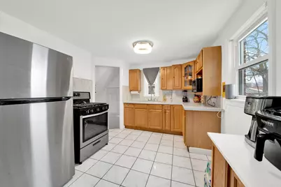 3431 S 58th Avenue, Cicero, IL 60804 - Photo 8