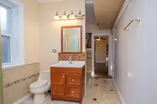 7637 S Phillips Ave, Chicago, IL 60649 - Photo 24