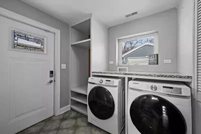 926 S Golf Cul De Sac Street, Des Plaines, IL 60016 - Photo 6