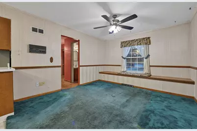 27W084 Fleming Drive, Winfield, IL 60190 - Photo 12