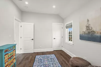 7046 Beckwith Road, Morton Grove, IL 60053 - Photo 30