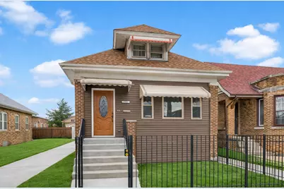 7717 S Luella Avenue, Chicago, IL 60649 - Photo 1