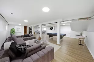 639 S 12th Ave, Maywood, IL 60153 - Photo 16