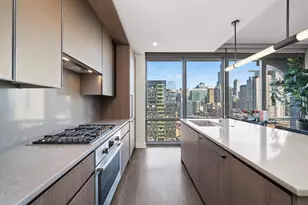 164 N Peoria St, Chicago, IL 60607 - Photo 6