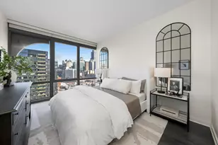 164 N Peoria St, Chicago, IL 60607 - Photo 4