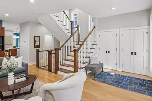 4542 N Leavitt St, Chicago, IL 60625 - Photo 2