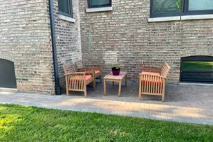 2112 N Sawyer Ave, Chicago, IL 60647 - Photo 30