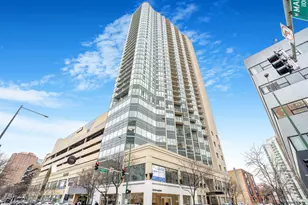 111 W Maple St, Chicago, IL 60610 - Photo 2