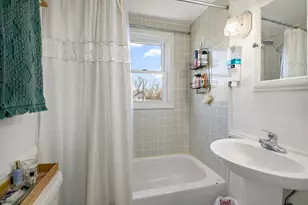 372 S Center Ave, Bradley, IL 60915 - Photo 16