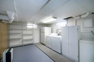 372 S Center Ave, Bradley, IL 60915 - Photo 22