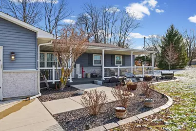 808 Spring Lake Road, Mahomet, IL 61853 - Photo 4