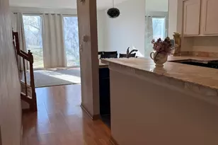 17817 W Salisbury Dr, Gurnee, IL 60031 - Photo 12