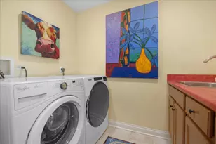 1005 Hiawatha Ln, Riverwoods, IL 60015 - Photo 34