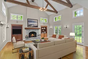 1005 Hiawatha Ln, Riverwoods, IL 60015 - Photo 8