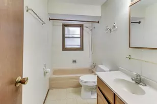 10 Pine Ave, Lake Zurich, IL 60047 - Photo 24