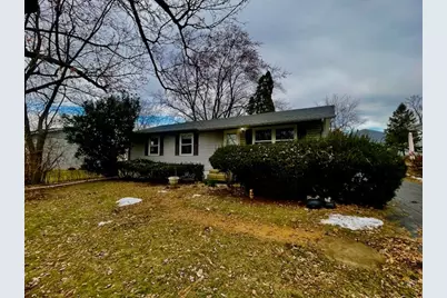 10 Pine Avenue, Lake Zurich, IL 60047 - Photo 2