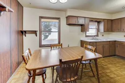 10 Pine Avenue, Lake Zurich, IL 60047 - Photo 6