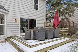 625 Buttonwood Cir, Naperville, IL 60540 - Photo 26