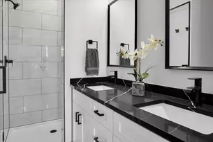 4235 S Champlain Ave, Chicago, IL 60653 - Photo 12