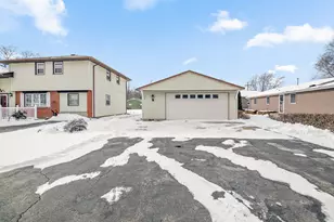 401 N Greeley, Aroma Park, IL 60910 - Photo 2