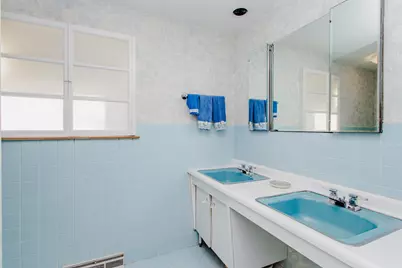 201 Valley View Drive, Wilmette, IL 60091 - Photo 22