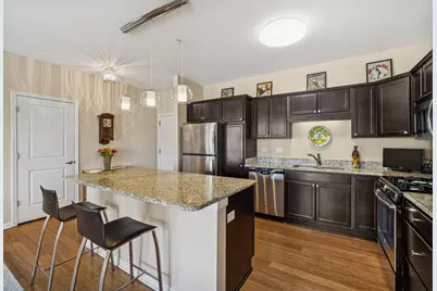 2220 Founders Drive #107, Northbrook, IL 60062 - Photo 6